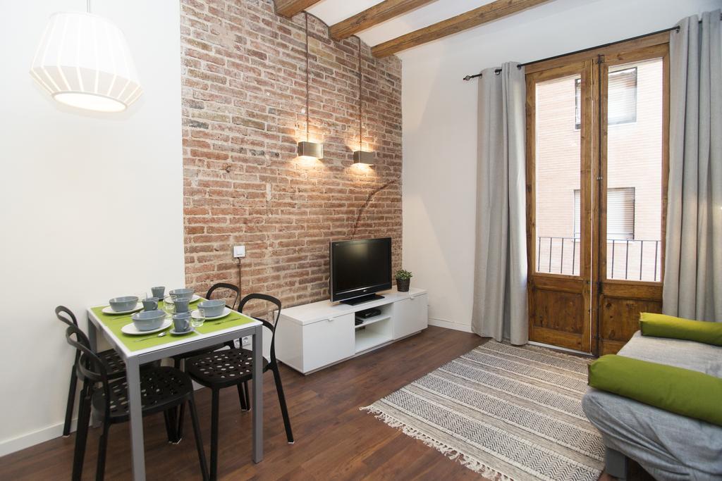 Apartments Barcelona Sagrada 部屋 写真