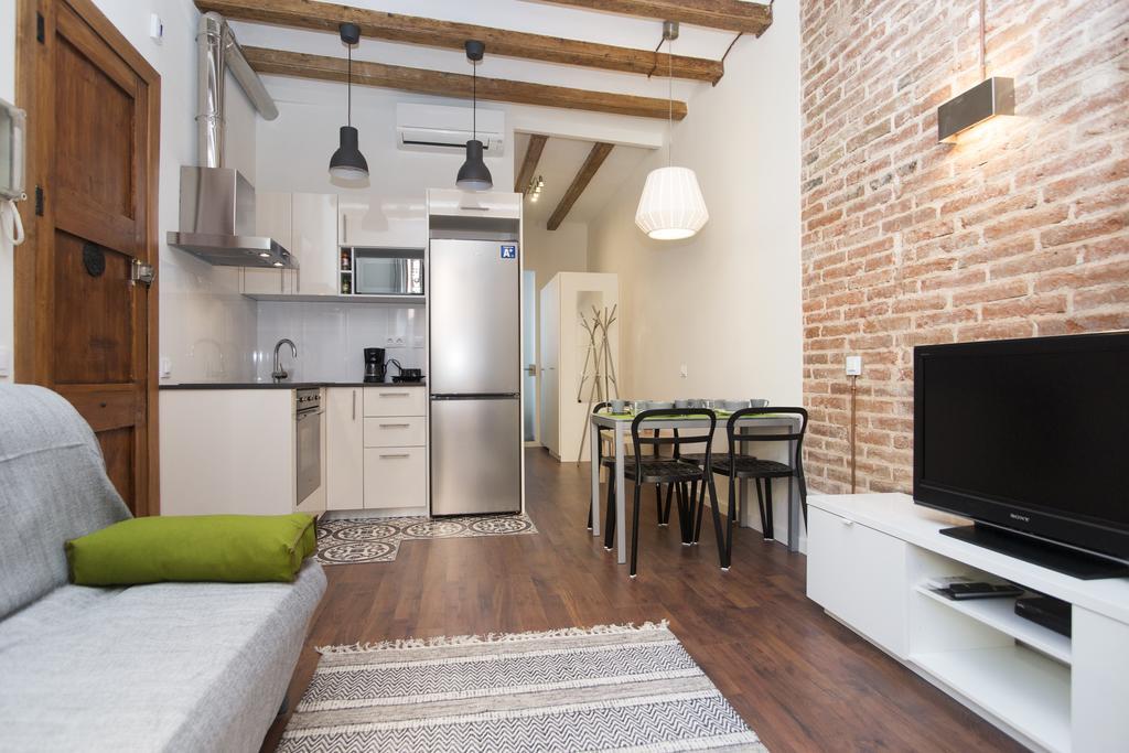 Apartments Barcelona Sagrada 部屋 写真