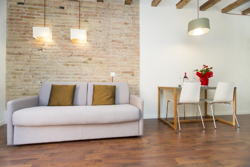 Apartments Barcelona Sagrada 部屋 写真