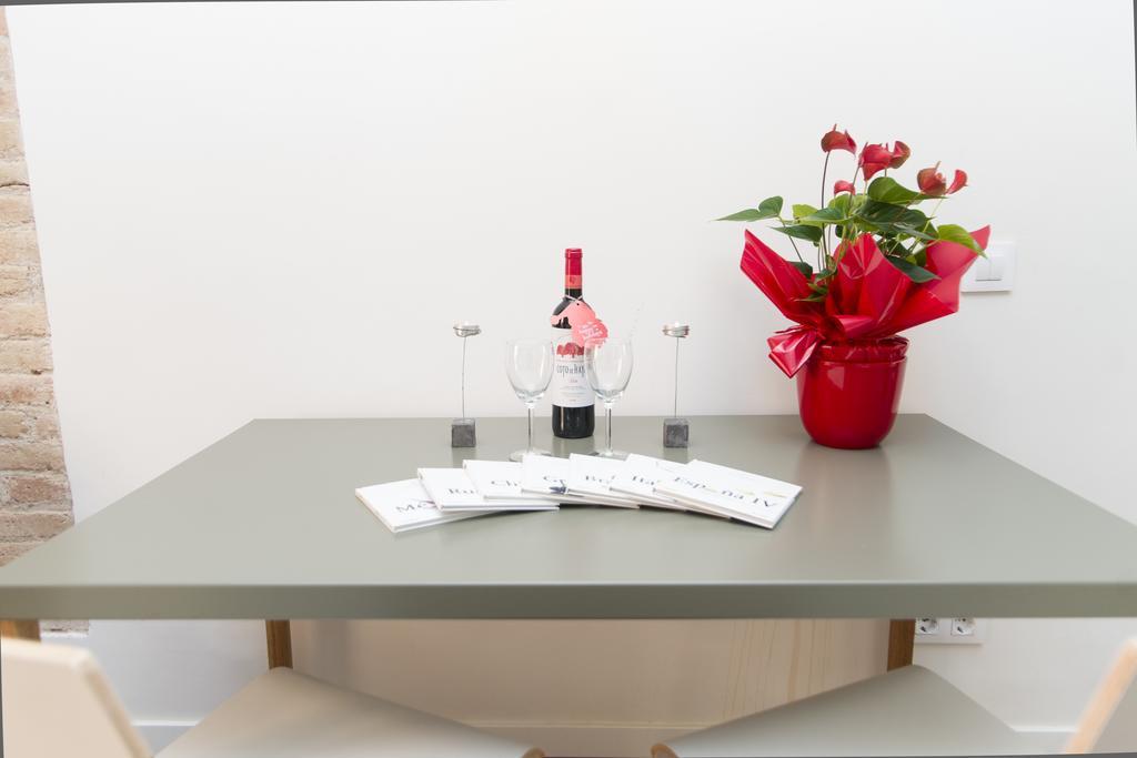Apartments Barcelona Sagrada 部屋 写真