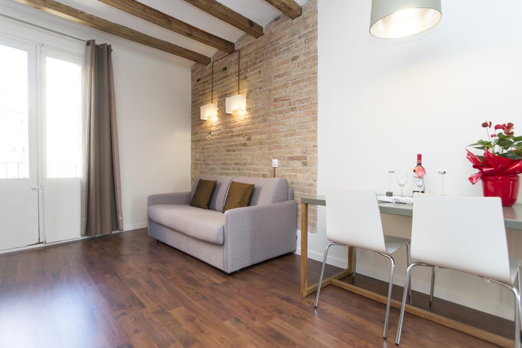 Apartments Barcelona Sagrada 部屋 写真
