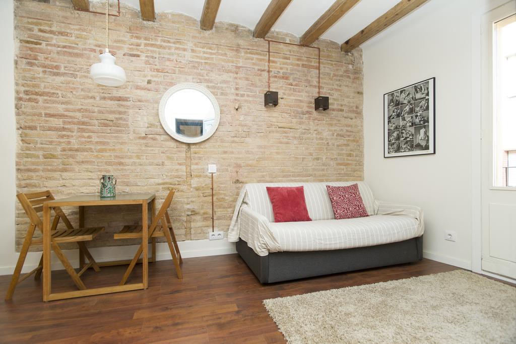 Apartments Barcelona Sagrada 部屋 写真