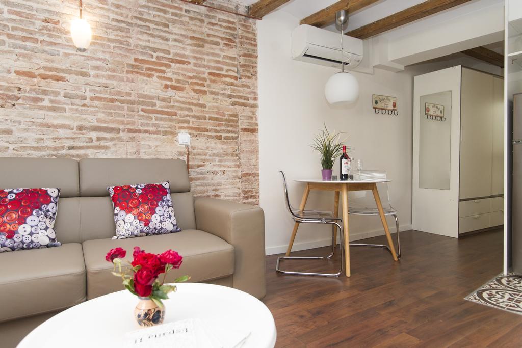 Apartments Barcelona Sagrada 部屋 写真