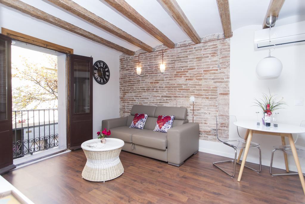 Apartments Barcelona Sagrada 部屋 写真