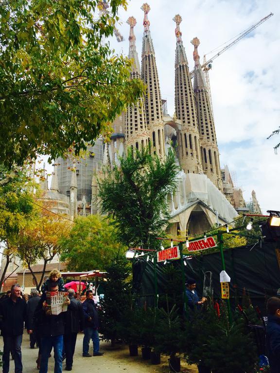 Apartments Barcelona Sagrada エクステリア 写真