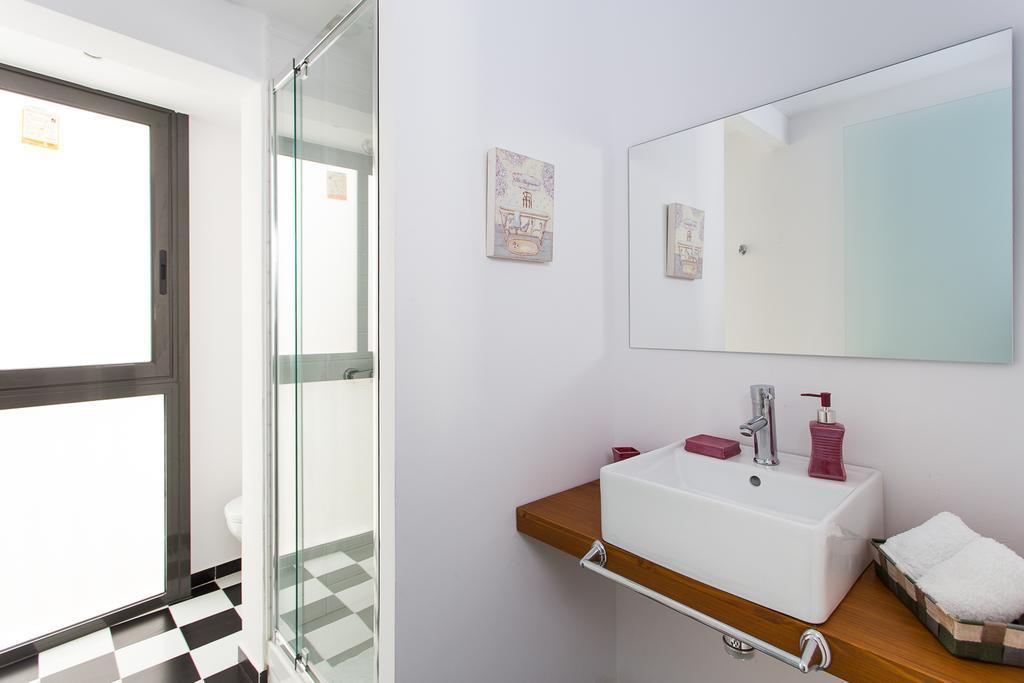 Apartments Barcelona Sagrada 部屋 写真