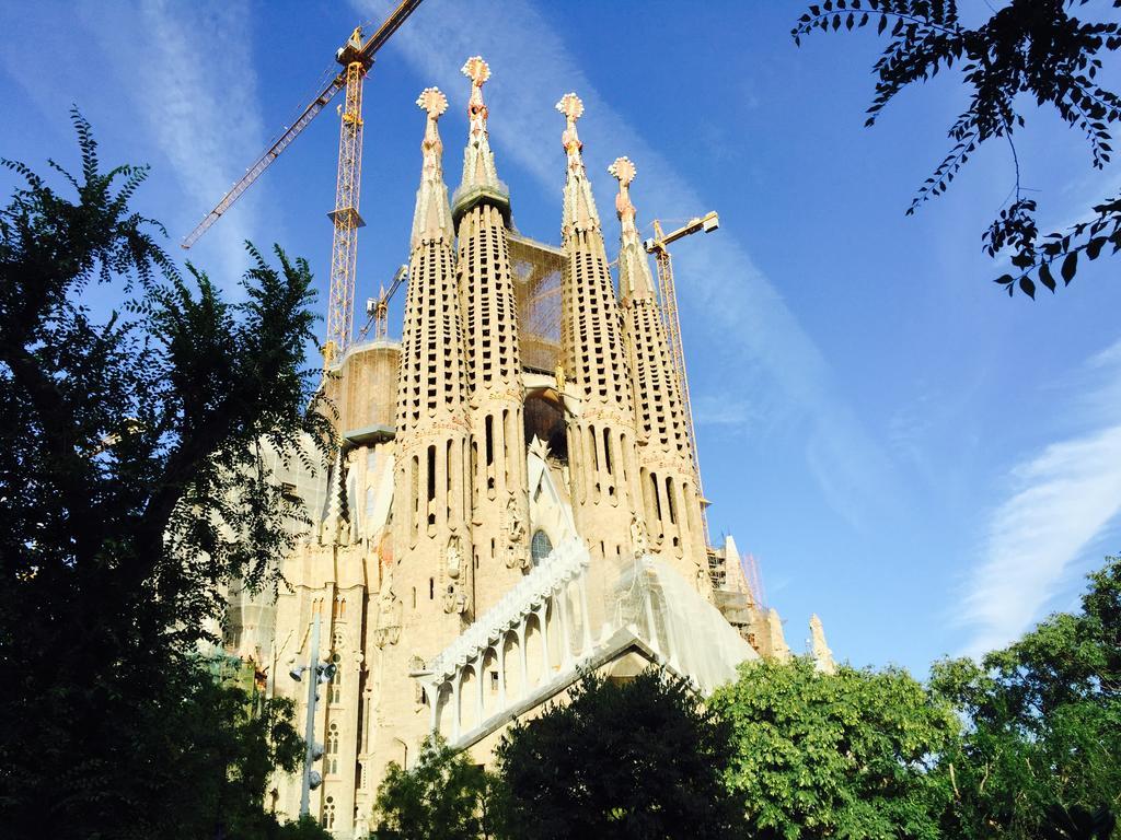 Apartments Barcelona Sagrada エクステリア 写真